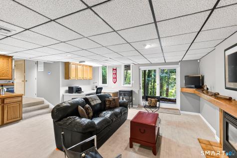 12 Hawley Hill Road Avon CT 06001