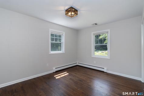 831 Nut Plains Road Guilford CT 06437
