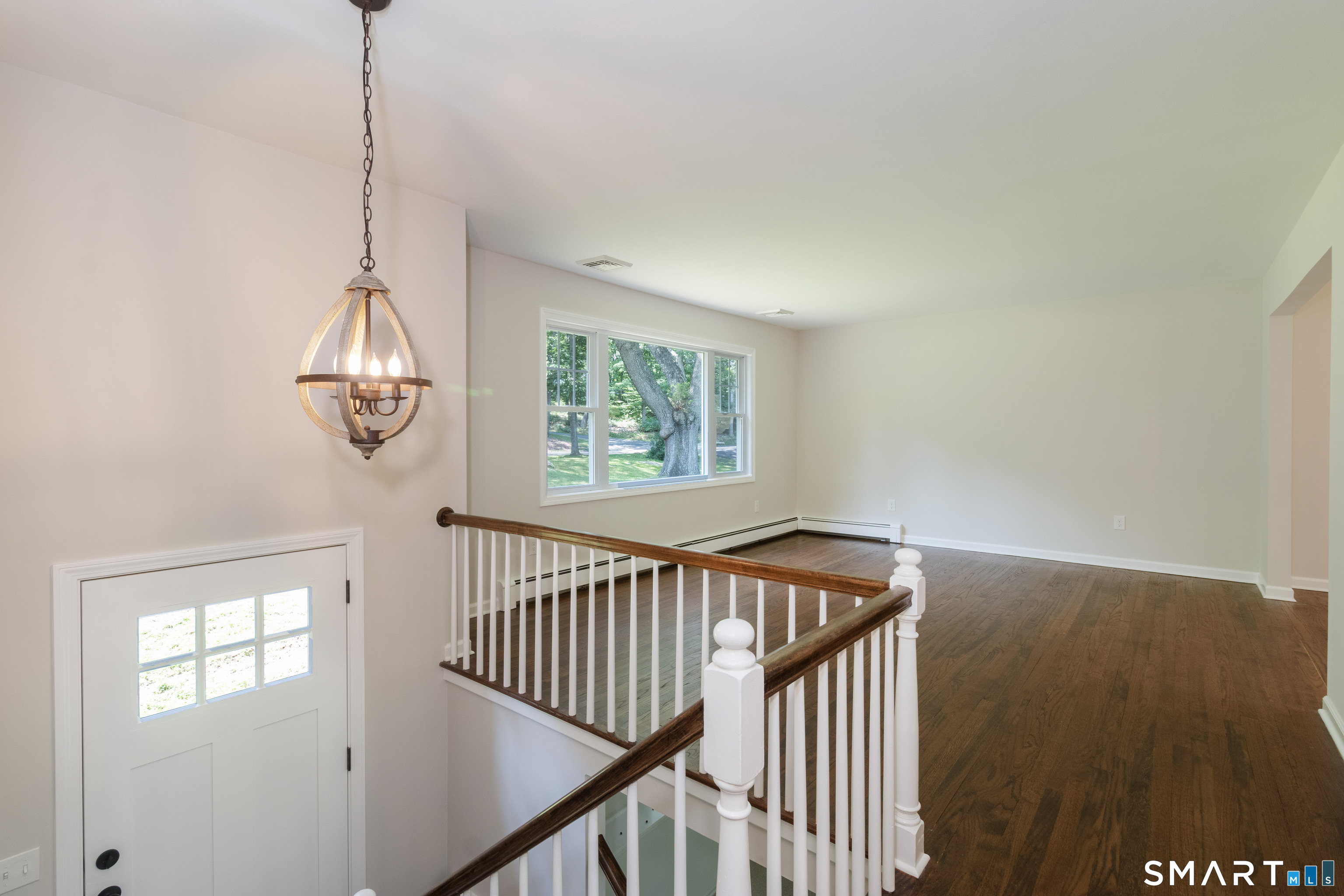 831 Nut Plains Road Guilford CT 06437