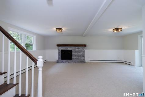 831 Nut Plains Road Guilford CT 06437