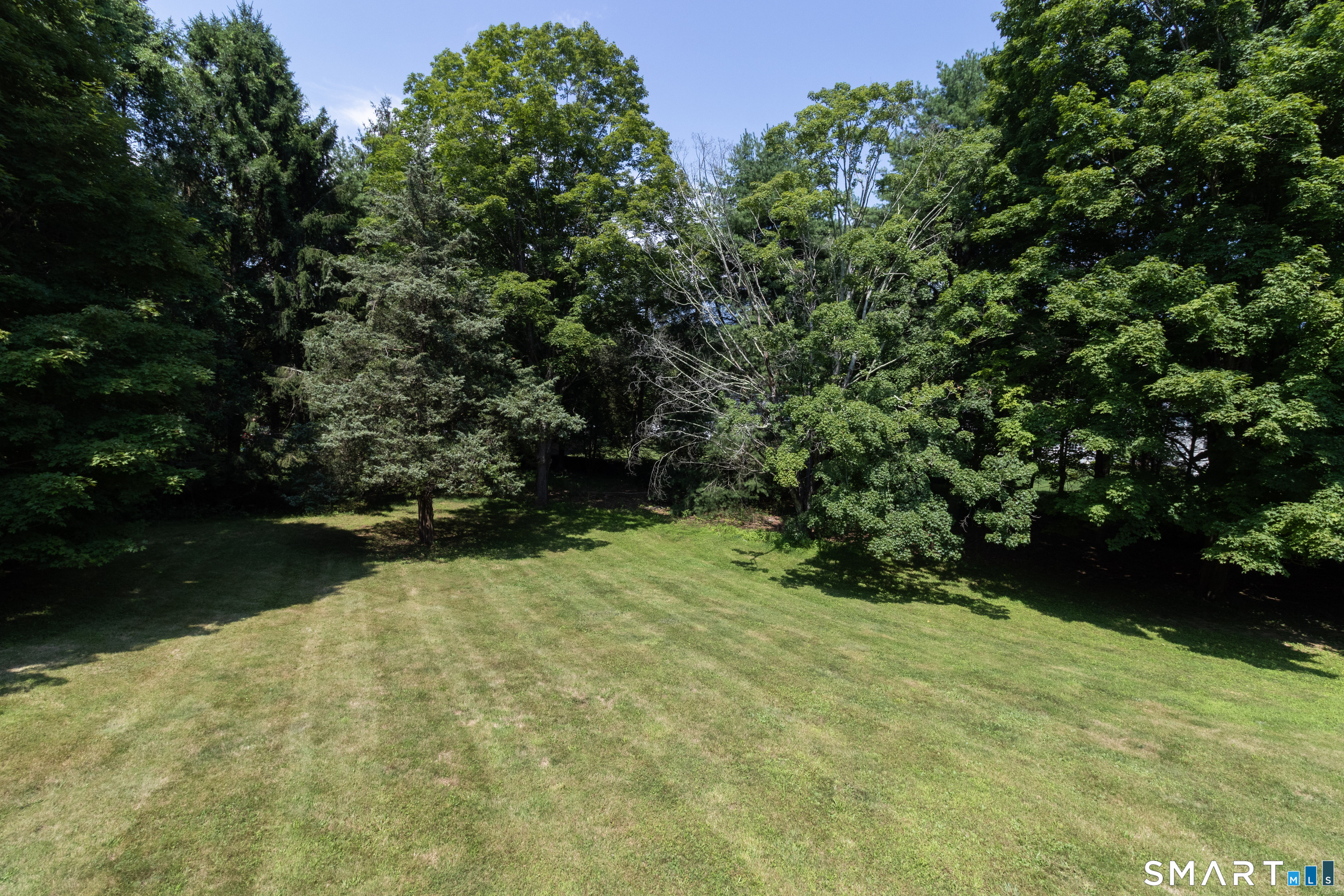831 Nut Plains Road Guilford CT 06437