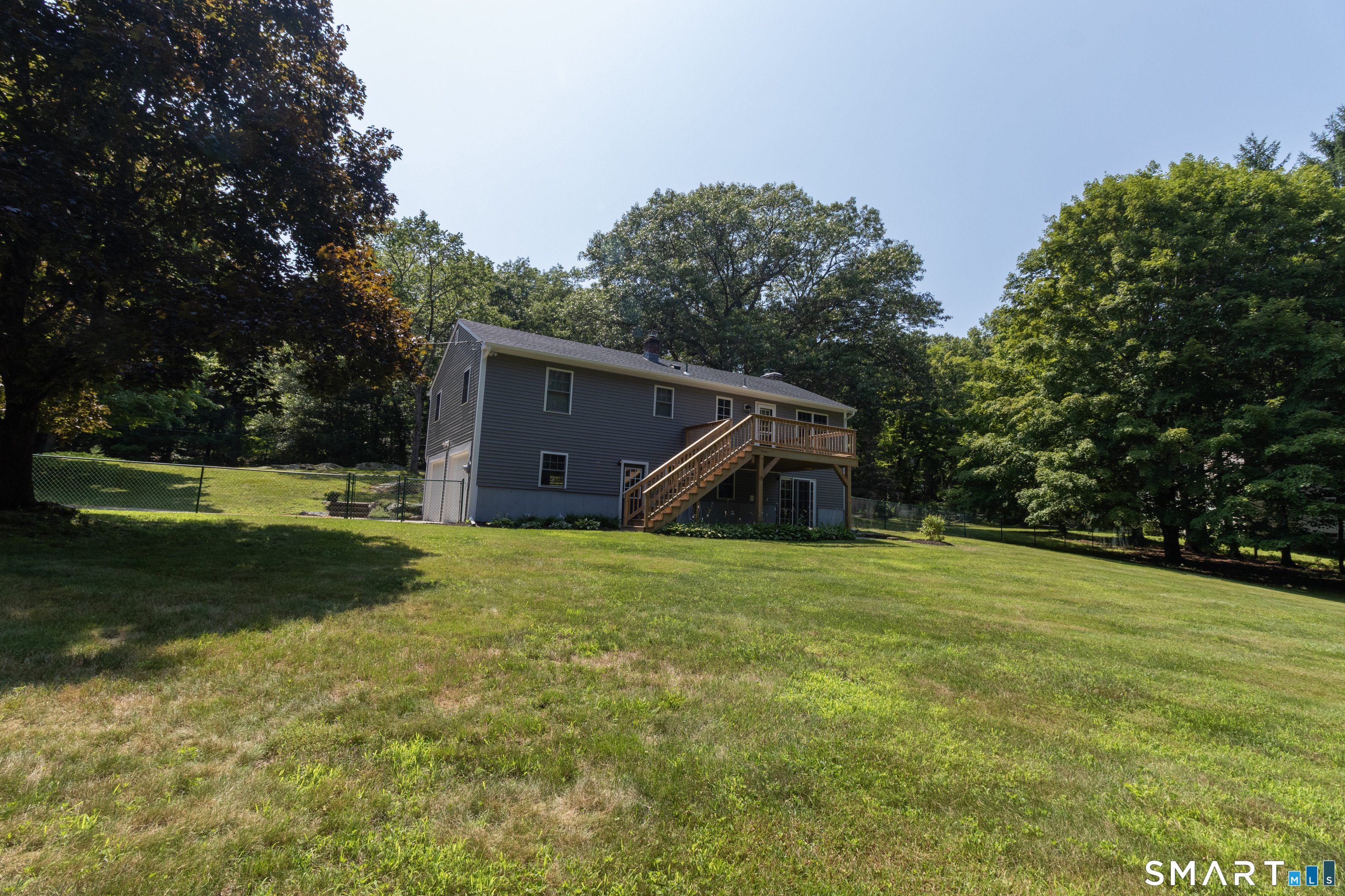831 Nut Plains Road Guilford CT 06437