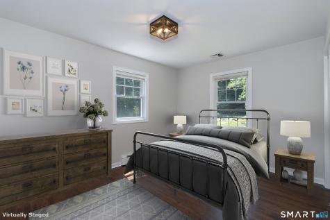 831 Nut Plains Road Guilford CT 06437