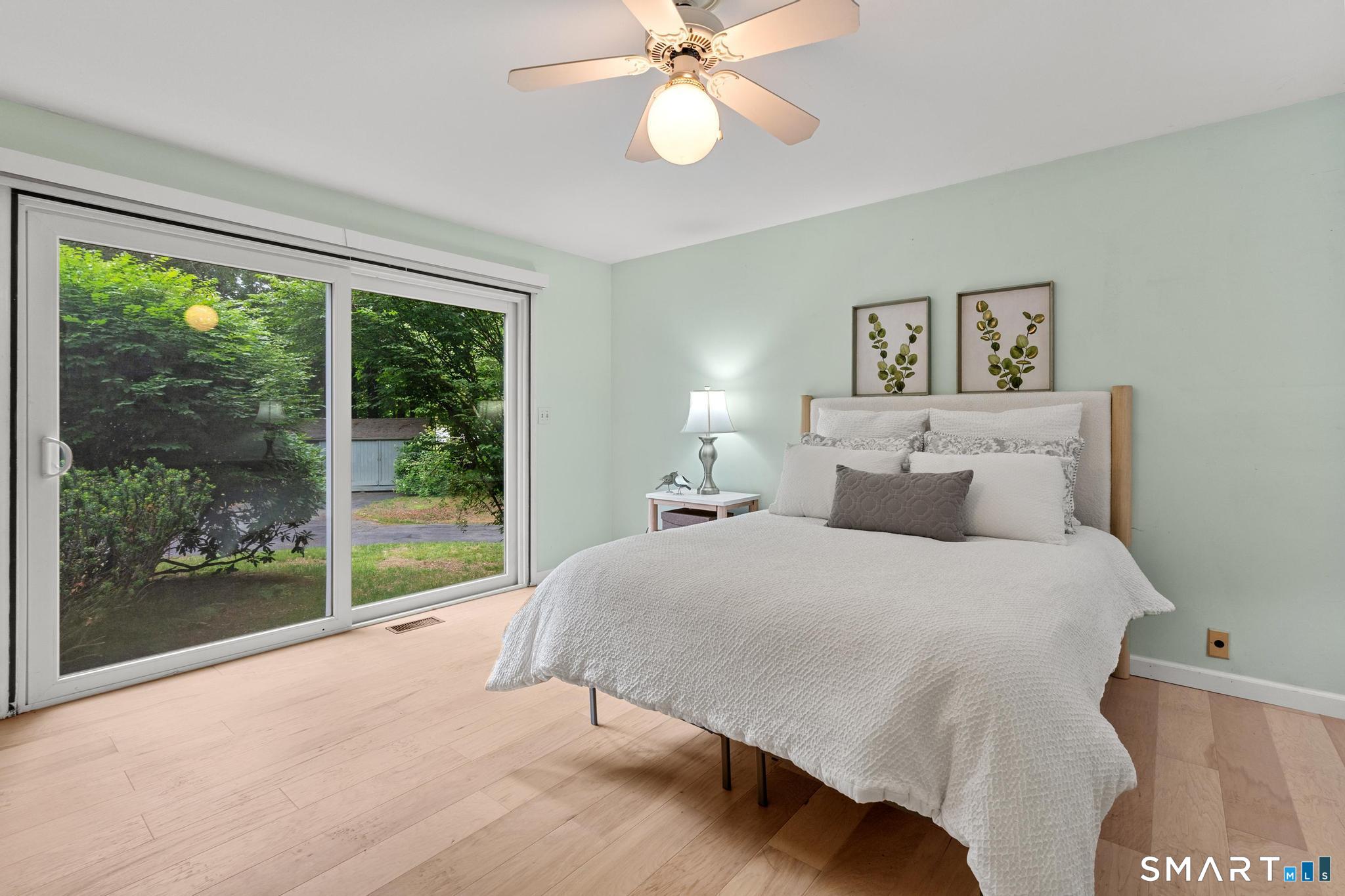 12 Linda Lane Simsbury CT 06070