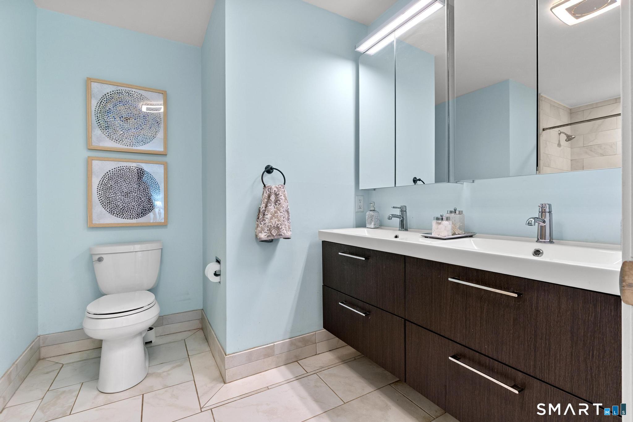 12 Linda Lane Simsbury CT 06070
