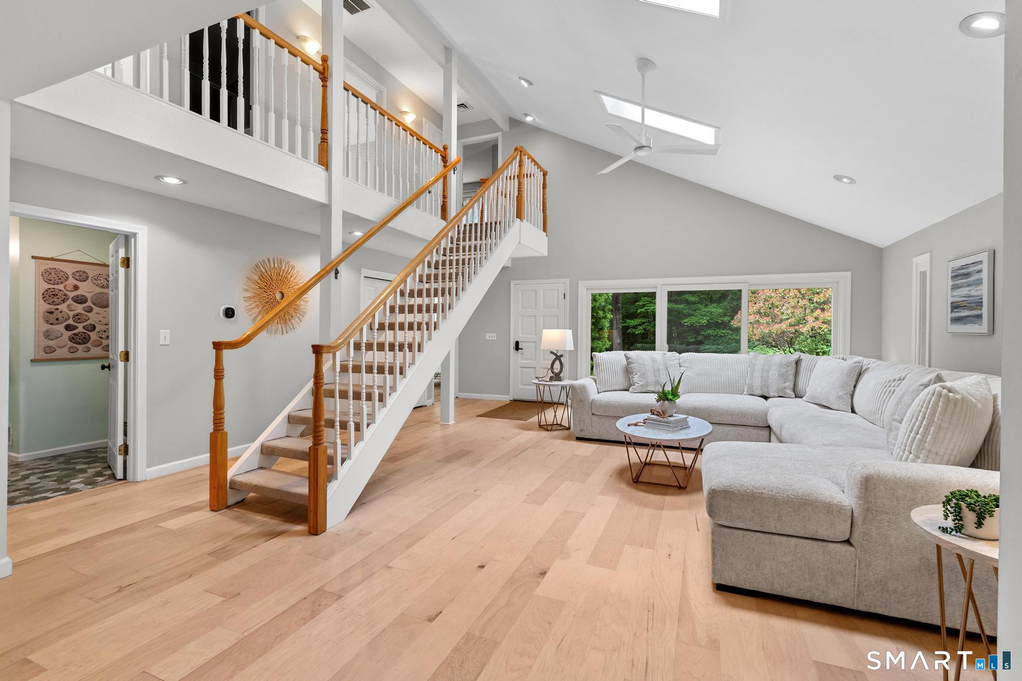 12 Linda Lane Simsbury CT 06070