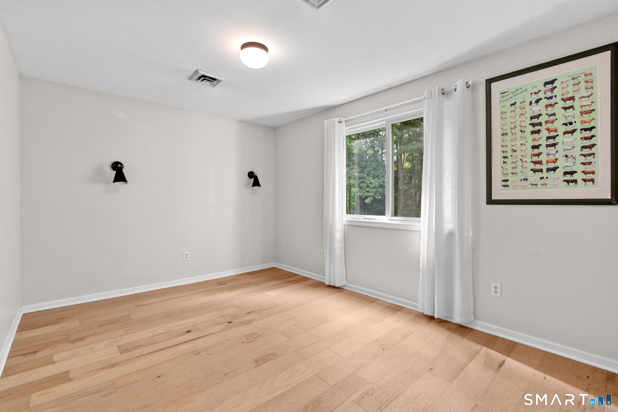 12 Linda Lane Simsbury CT 06070