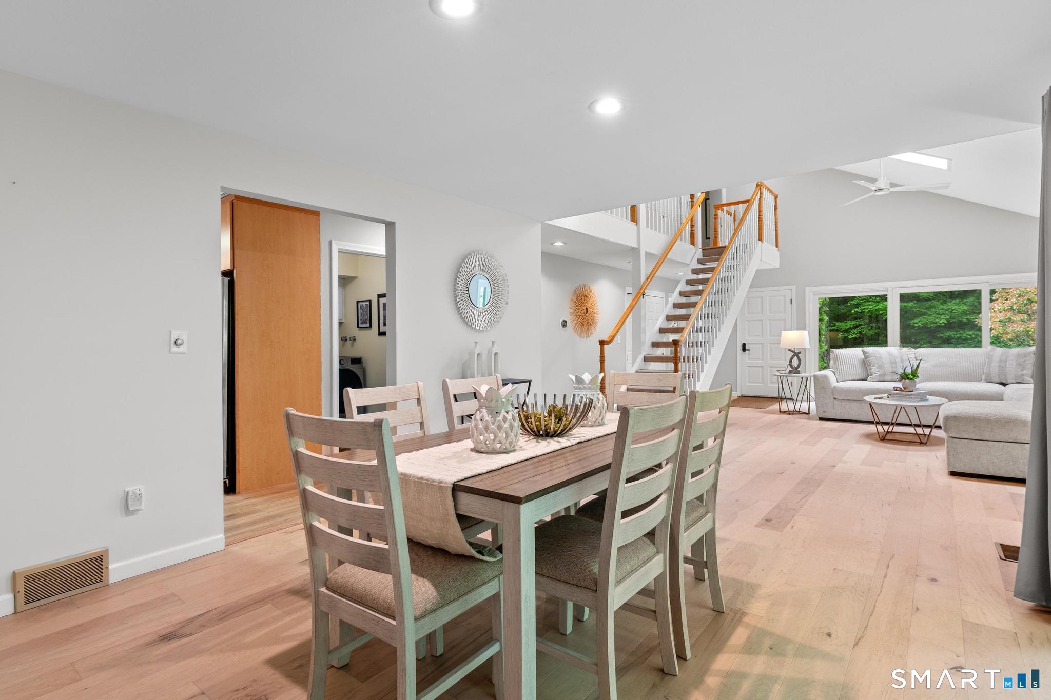 12 Linda Lane Simsbury CT 06070