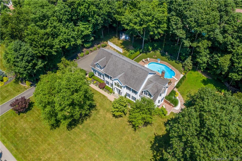 3 Misty Brook Lane New Fairfield CT 06812