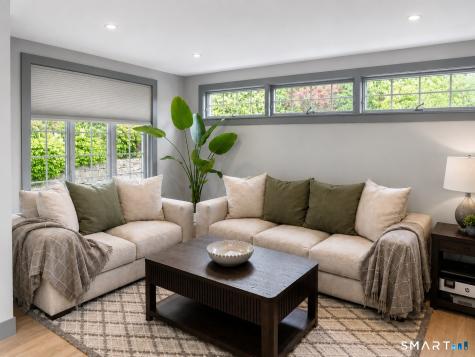 9 Overlook Road New Fairfield CT 06812