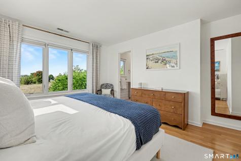738 Rowland Road Fairfield CT 06824