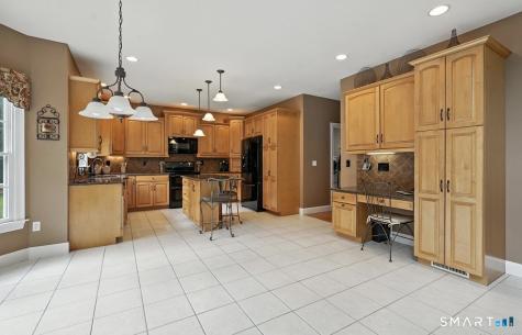 30 Old Farms Road Suffield CT 06093
