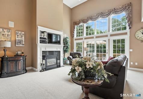 30 Old Farms Road Suffield CT 06093