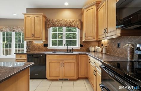 30 Old Farms Road Suffield CT 06093