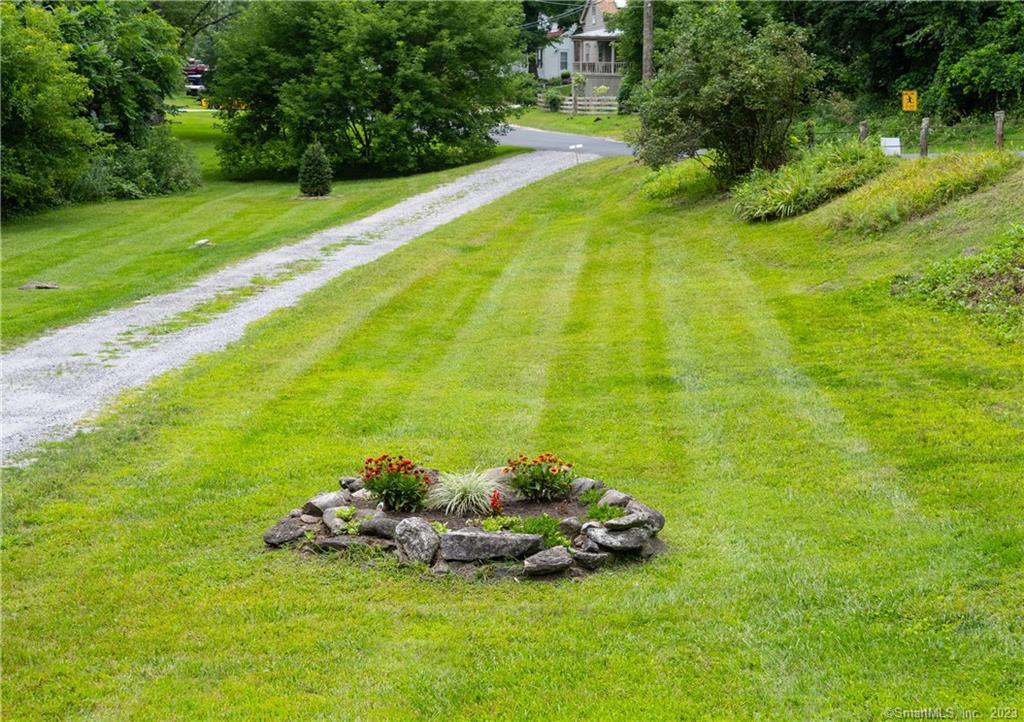 62 Railroad Street Canaan CT 06031