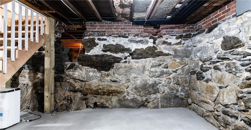 62 Railroad Street Canaan CT 06031