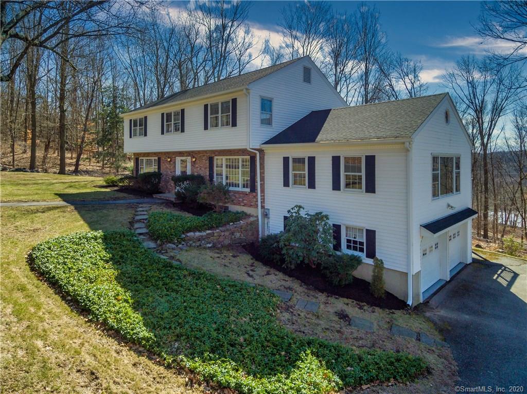 29 White Pine Drive Brookfield CT 06804