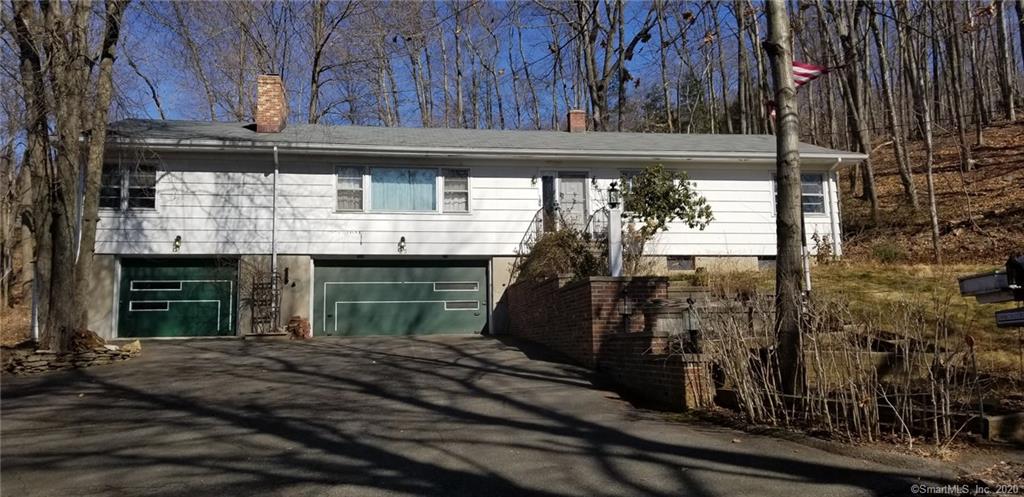 25 Jeffrey Place Trumbull CT 06611