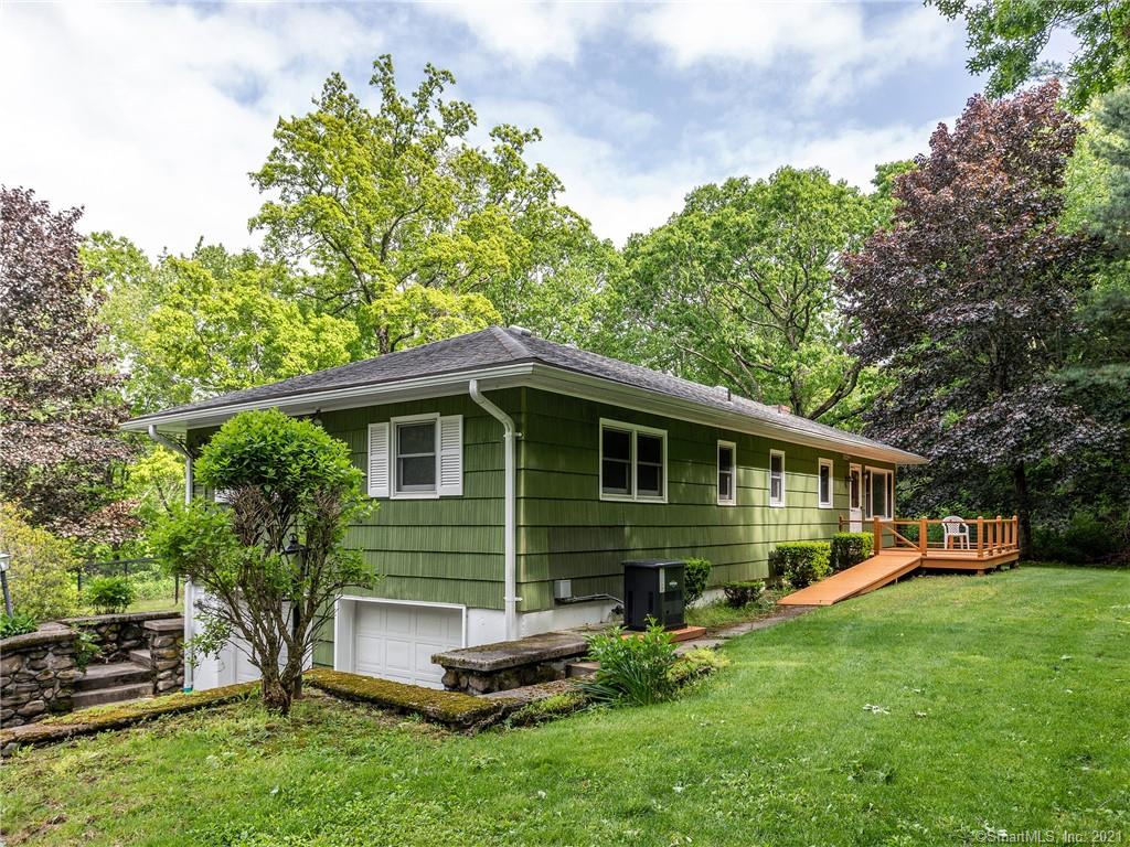 23 Deer Lane Morris CT 06763