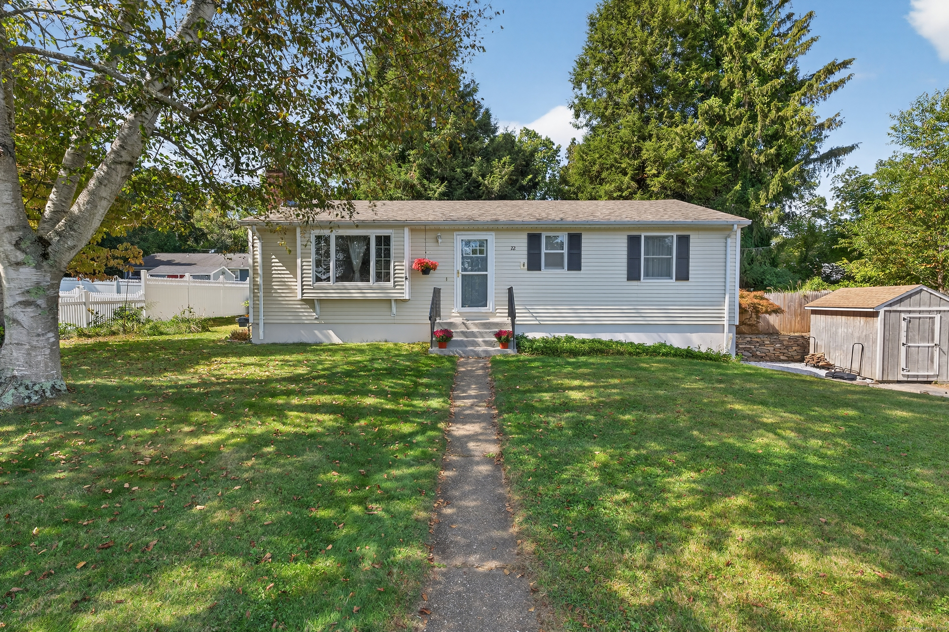 22 Evergreen Street Norwich CT 06360