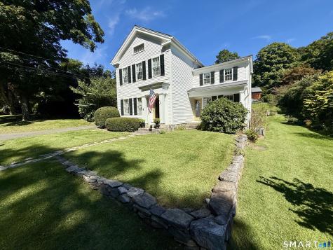 10 Weekeepeemee Road Woodbury CT 06798