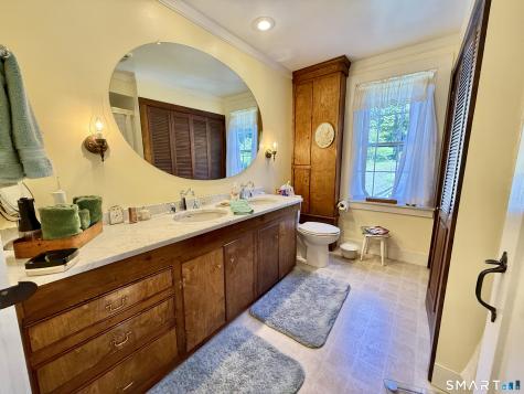 10 Weekeepeemee Road Woodbury CT 06798