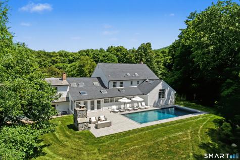 71 Woodford Hills Drive Avon CT 06001