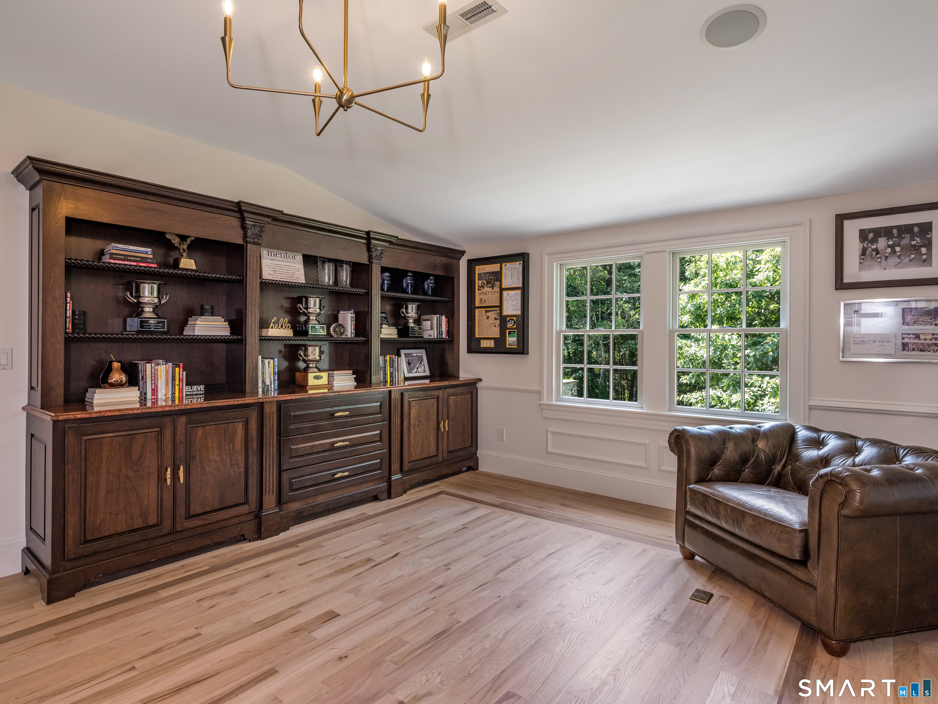 71 Woodford Hills Drive Avon CT 06001