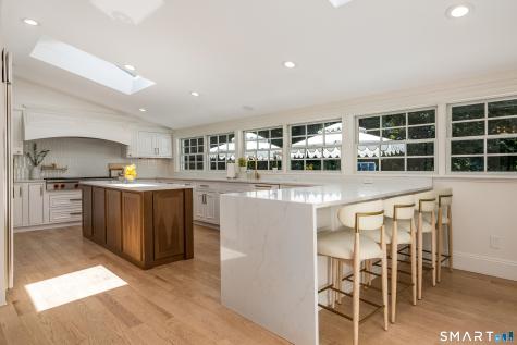 71 Woodford Hills Drive Avon CT 06001
