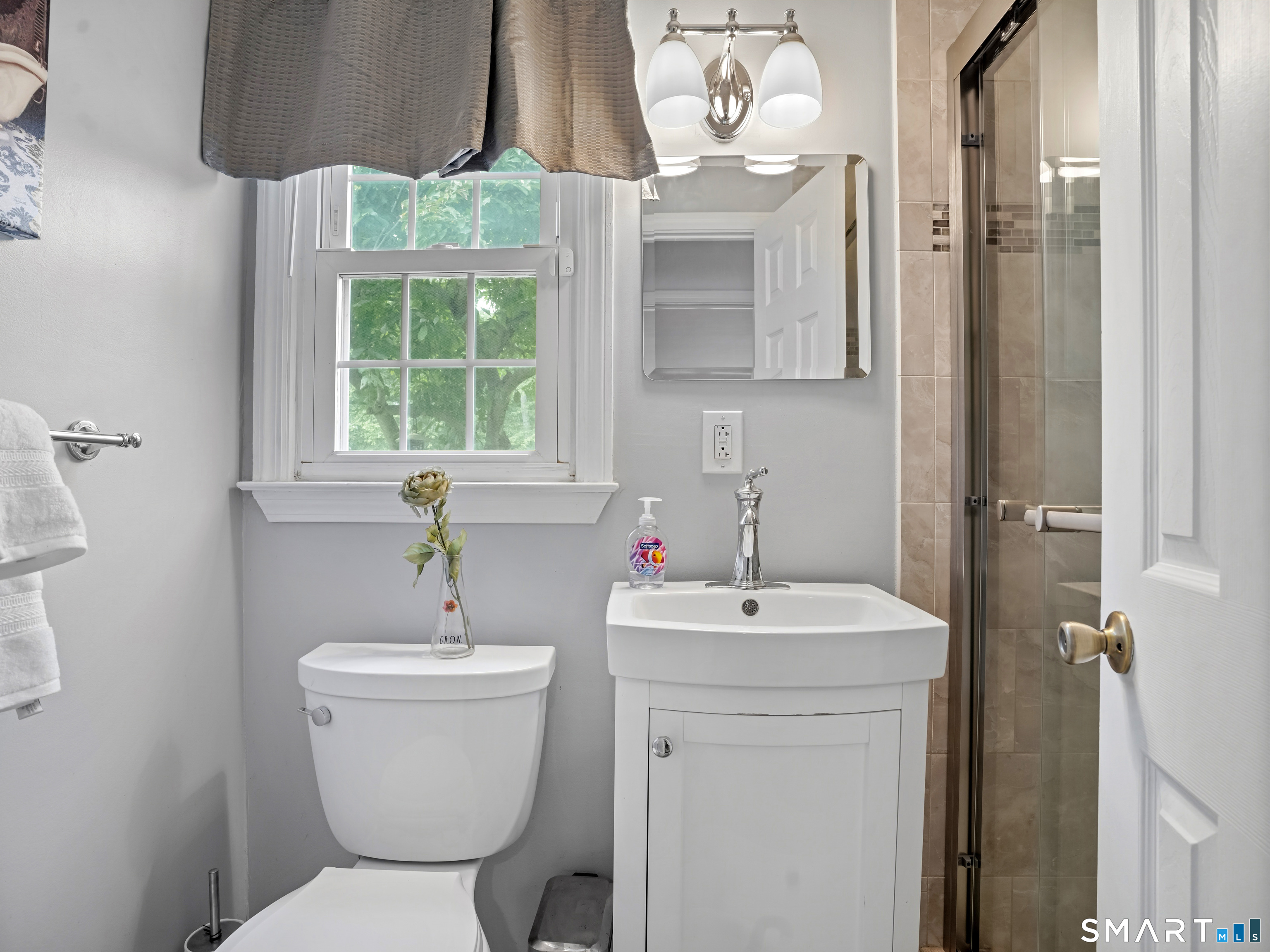 40 Candlewood Road Stratford CT 06614