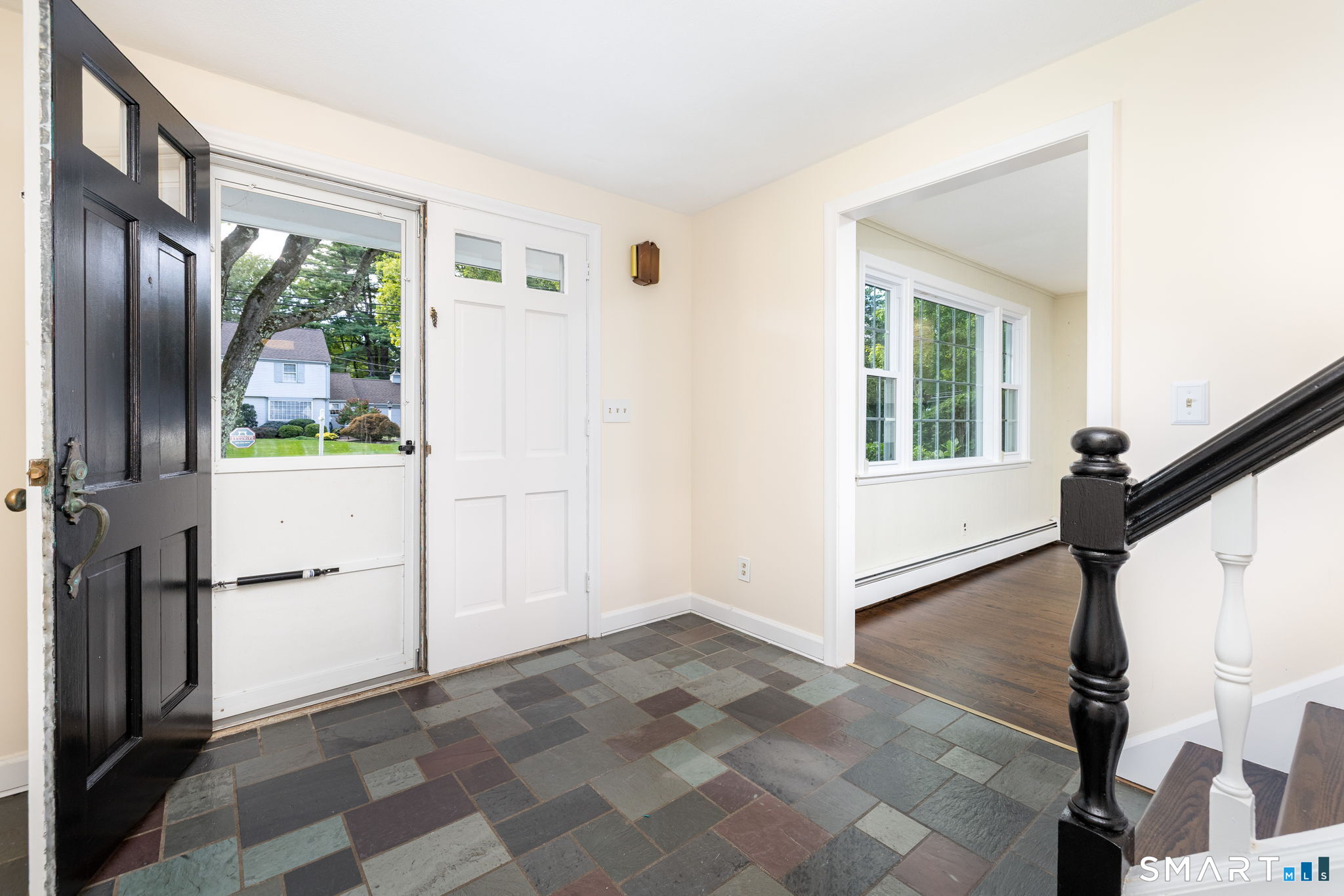 36 Lakeview Drive West Hartford CT 06117