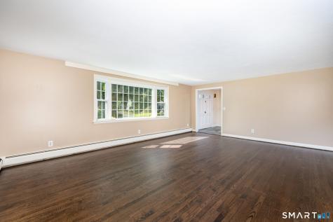 36 Lakeview Drive West Hartford CT 06117