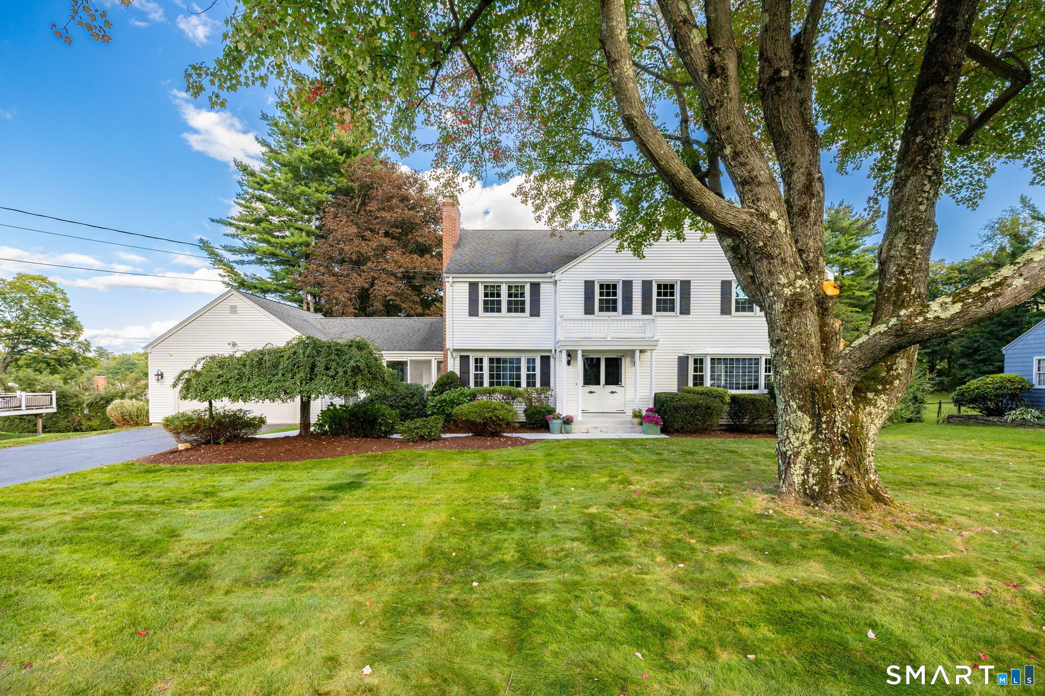 36 Lakeview Drive West Hartford CT 06117