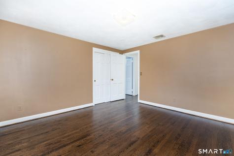 36 Lakeview Drive West Hartford CT 06117