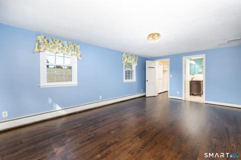 36 Lakeview Drive West Hartford CT 06117