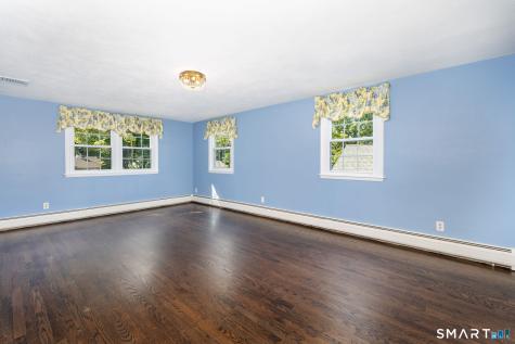 36 Lakeview Drive West Hartford CT 06117