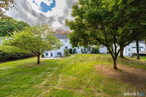 36 Lakeview Drive West Hartford CT 06117