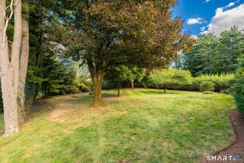 36 Lakeview Drive West Hartford CT 06117