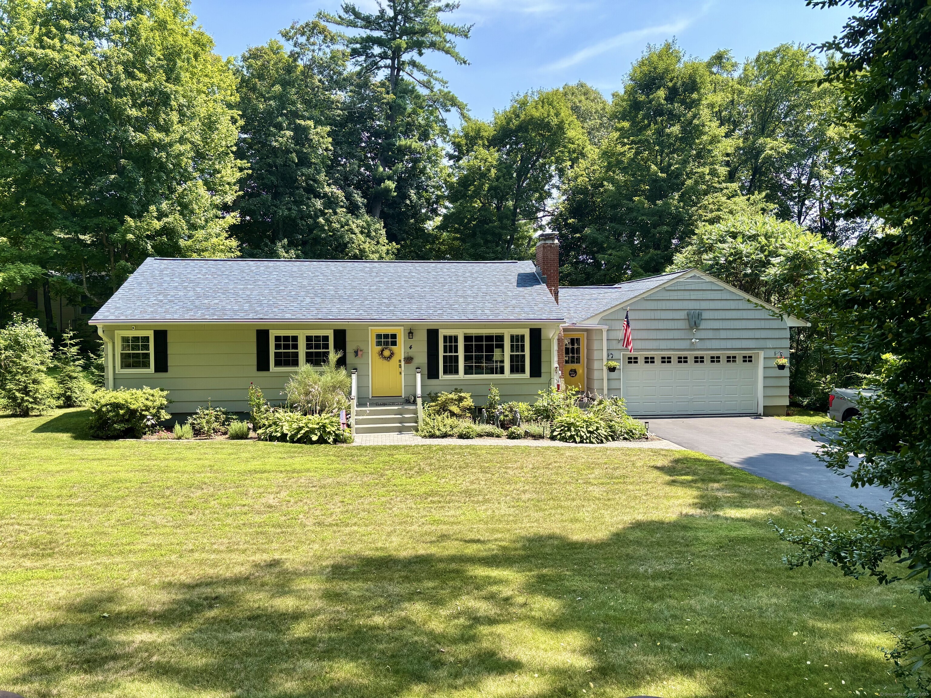 4 Sunrise Terrace Simsbury CT 06089