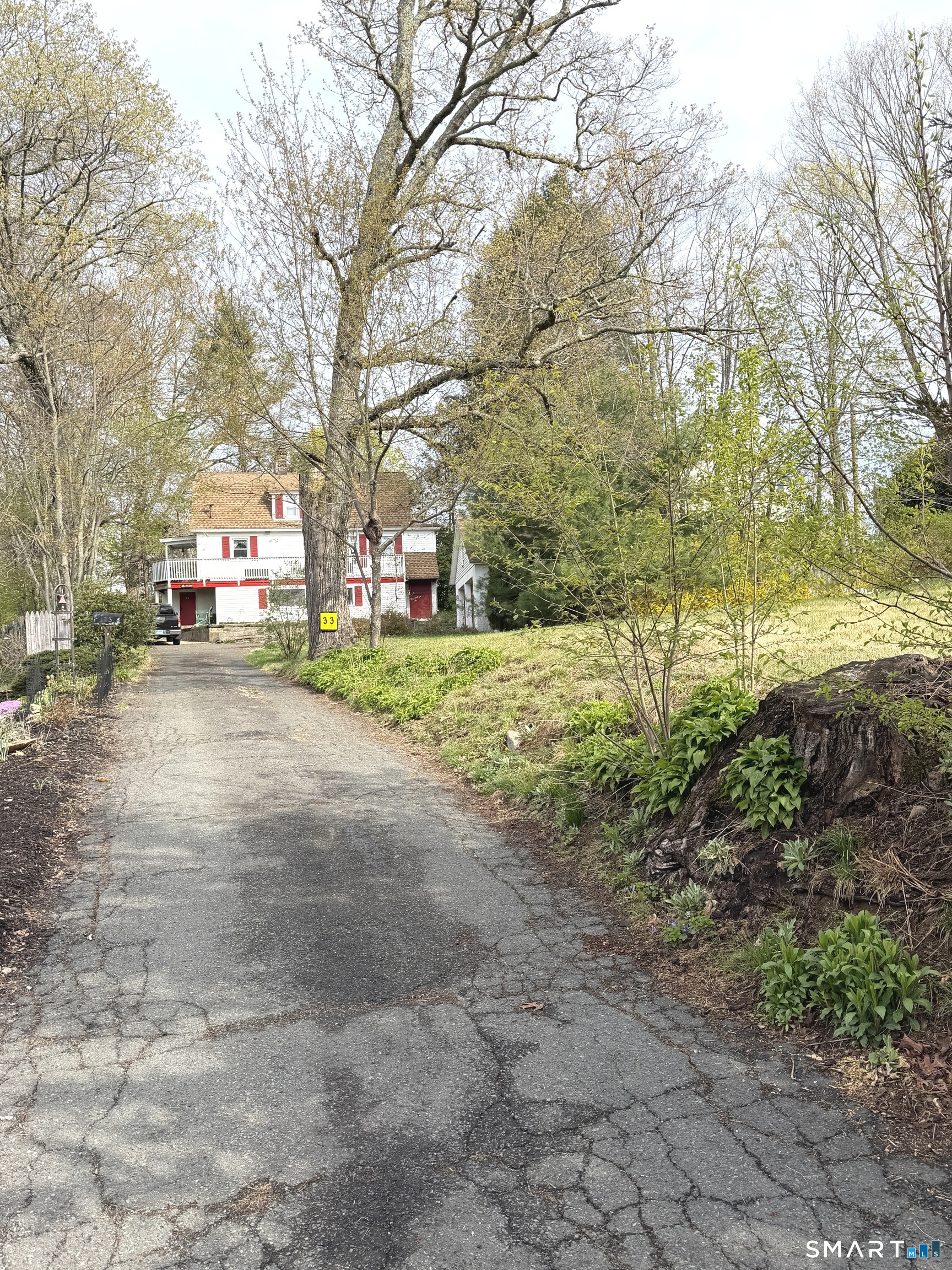 33 Chestnut Grove Road Watertown CT 06795