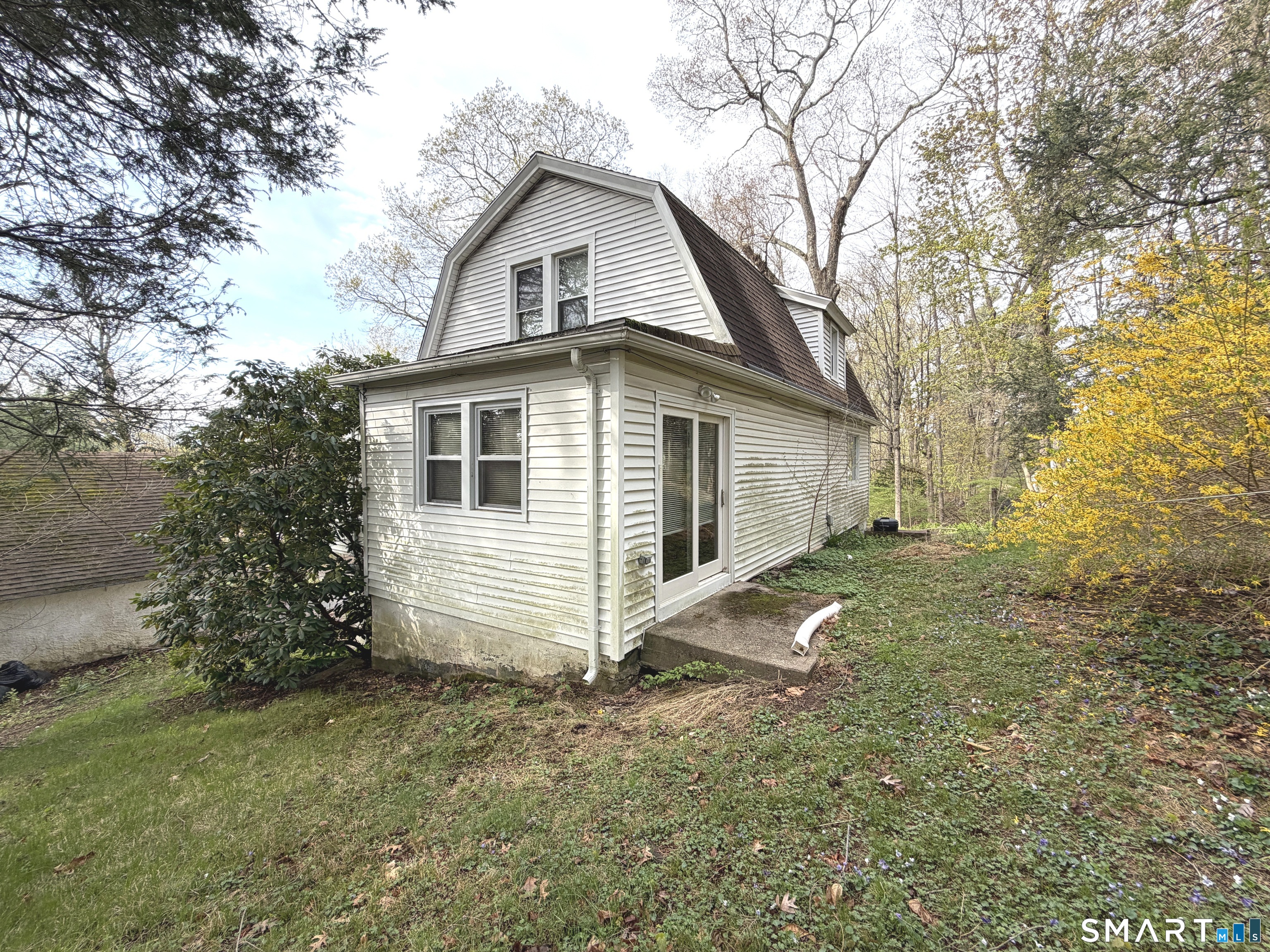 33 Chestnut Grove Road Watertown CT 06795