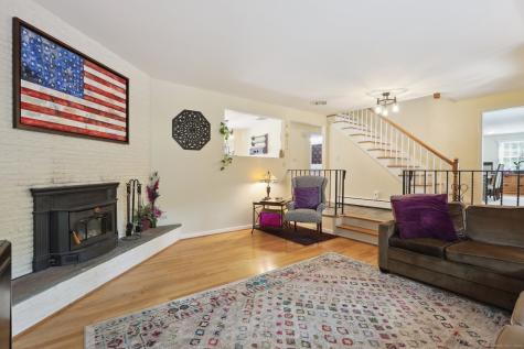 81 Park Road Woodbury CT 06798