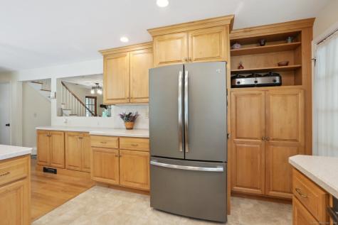 81 Park Road Woodbury CT 06798