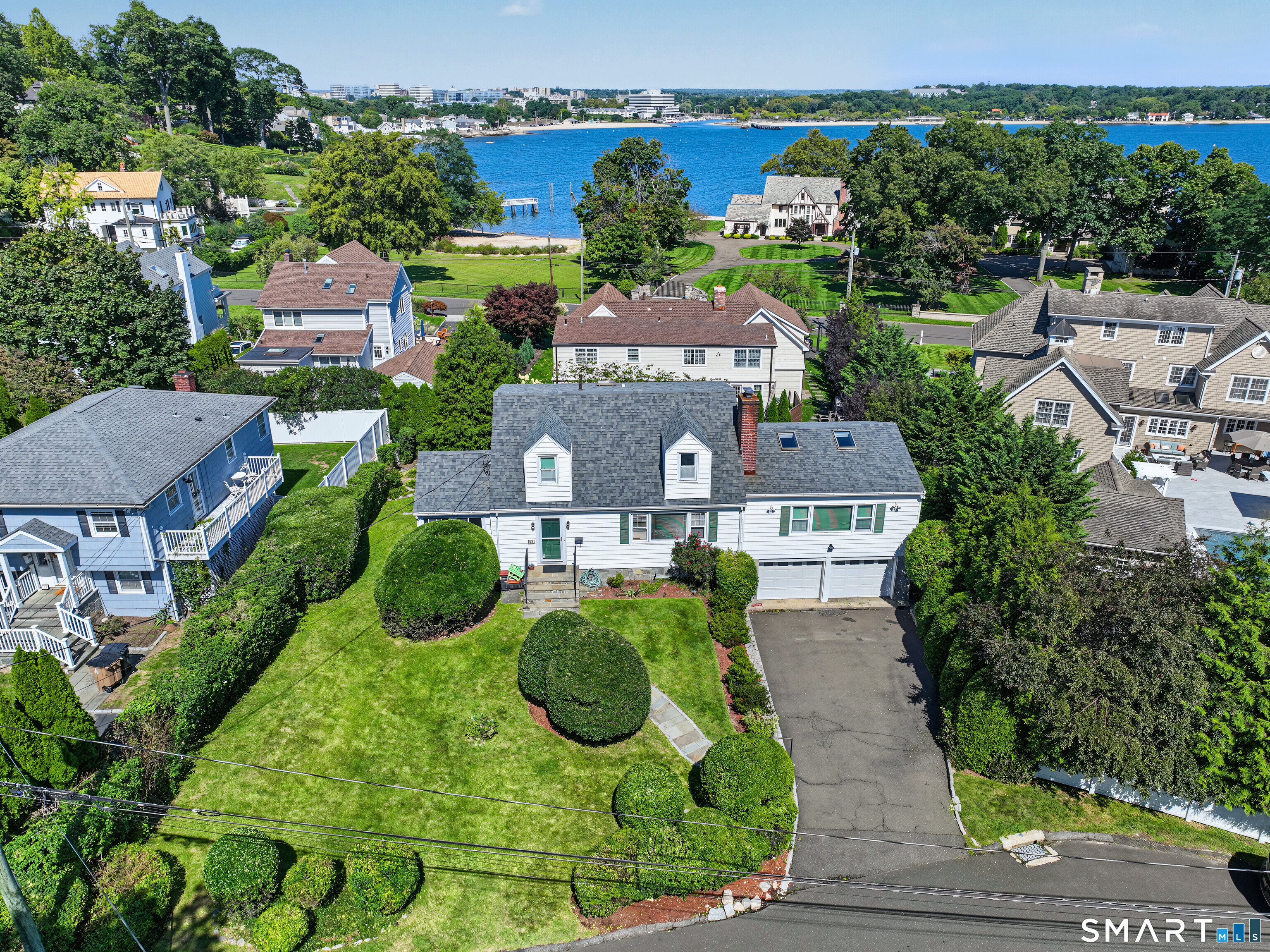 90 Rockledge Drive Stamford CT 06902