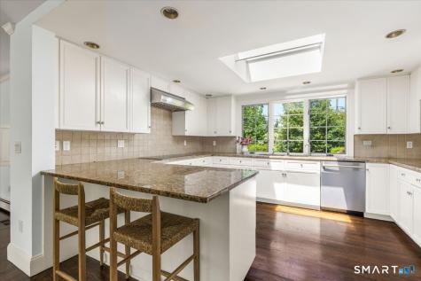 38 Gerrish Lane New Canaan CT 06840