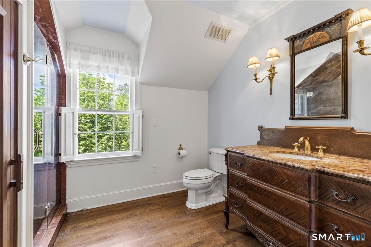 38 Gerrish Lane New Canaan CT 06840