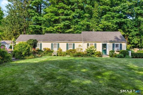 38 Gerrish Lane New Canaan CT 06840