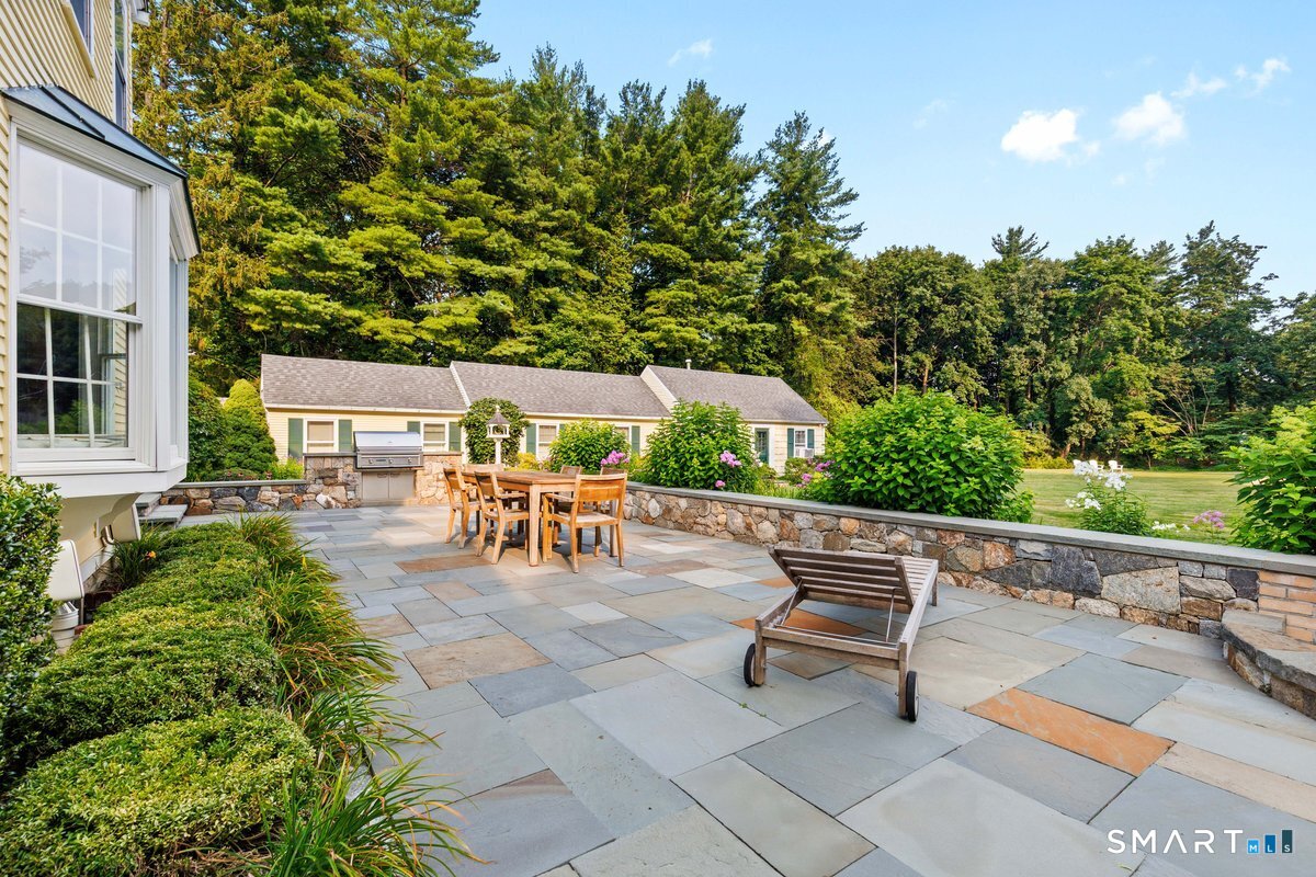 38 Gerrish Lane New Canaan CT 06840