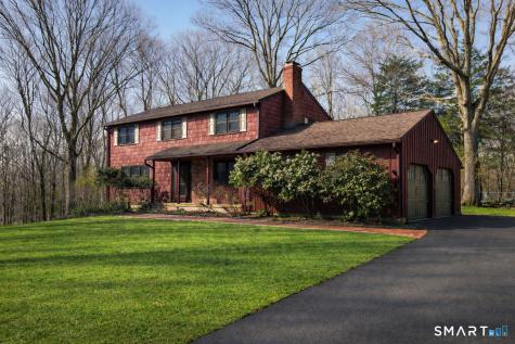 52 Great Ring Road Newtown CT 06482