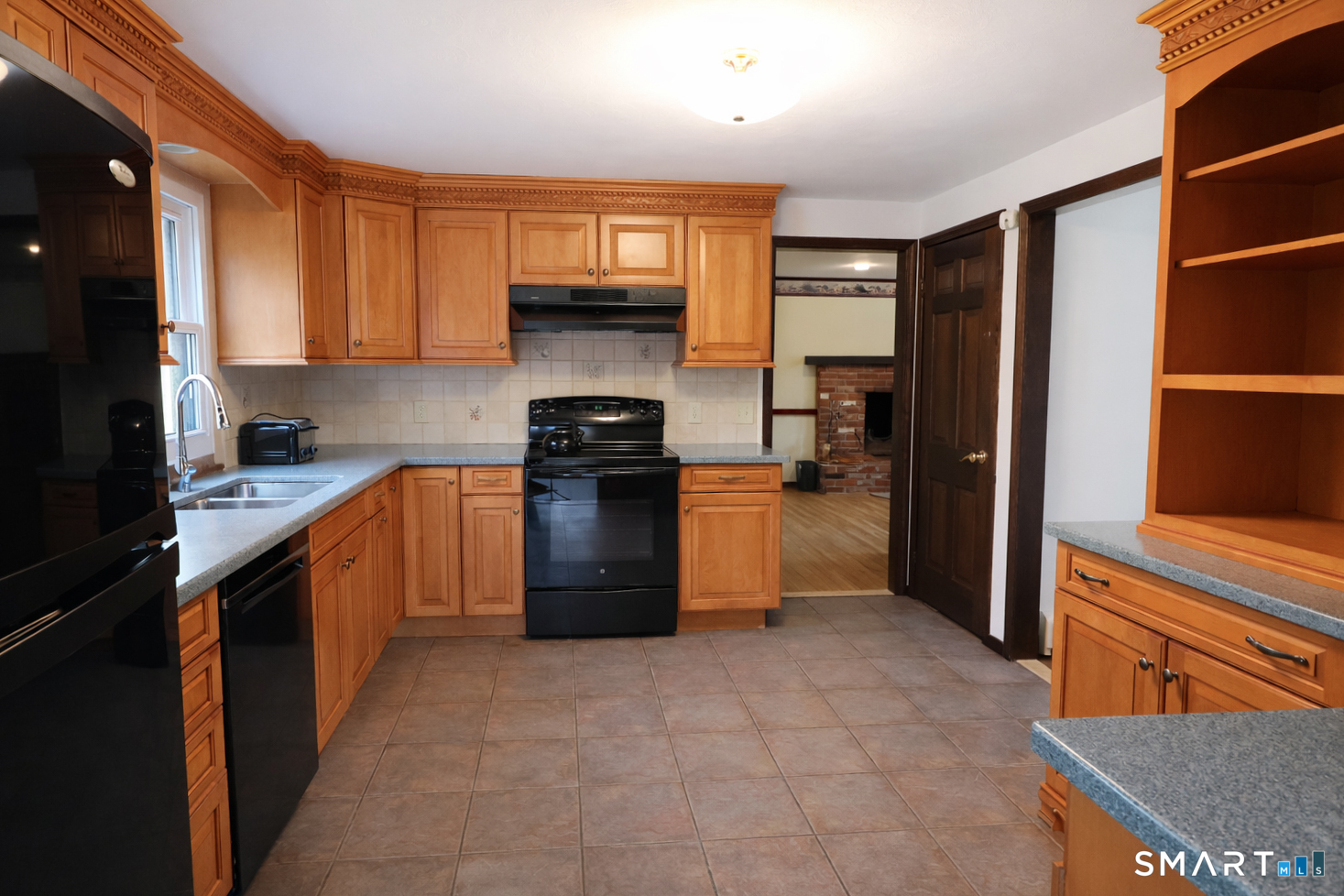52 Great Ring Road Newtown CT 06482